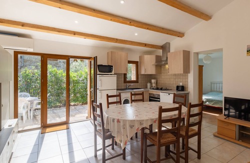 Chambonas House | House 'Les Sources Gîte Calabert' with Shared Pool, Private Terrace and Air Conditioning