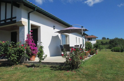Saint-Pee-sur-Nivelle House | House/Villa - Saint Pée sur Nivelle