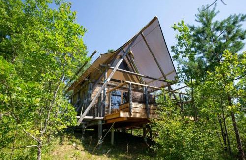 Antonne-et-Trigonant Resort | Huttopia Lanmary