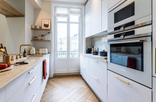 Biarritz City Centre Apartment | HYGGE KEYWEEK Apt 2 bedrooms with parking in Biarritz city center