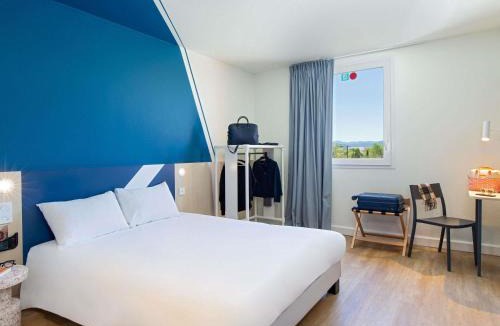 Valence Hotel | ibis budget Valence Nord Plateau des Couleures