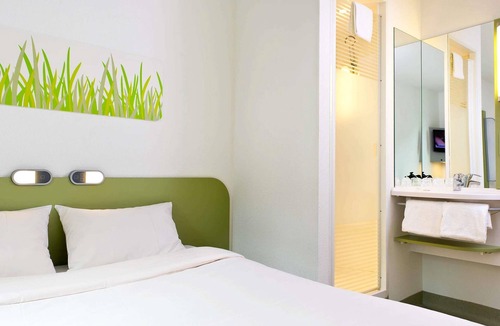 Marignane Hotel | ibis budget Airport Marseille Provence