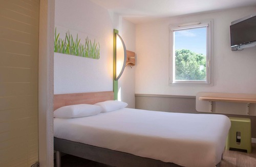 Marignane Hotel | ibis budget Airport Marseille Provence