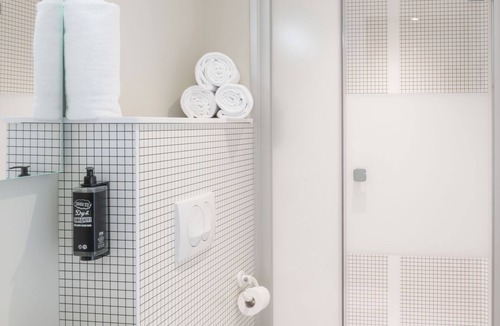 Le Vieux Cannet Hotel | ibis budget Le Cannet des Maures