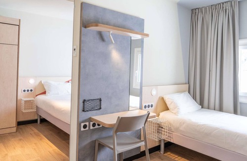Le Vieux Cannet Hotel | ibis budget Le Cannet des Maures