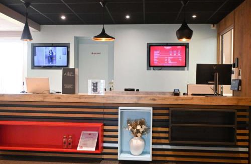 Change Hotel | ibis Laval Le Relais D'Armor