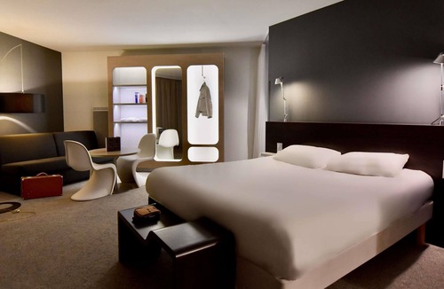 Downtown Hotel | ibis Styles Brest Centre Port
