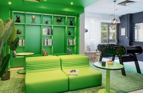 Riou - Petit Juas - Av de Grasse Hotel | ibis Styles Cannes Le Cannet