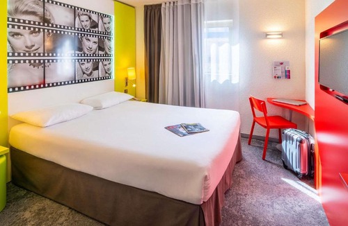 Riou - Petit Juas - Av de Grasse Hotel | ibis Styles Cannes Le Cannet