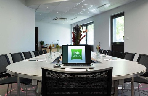 Alixan Hotel | ibis Styles Romans-Valence Gare TGV