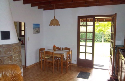Sainte-Eulalie-en-Born House | Ideal family home