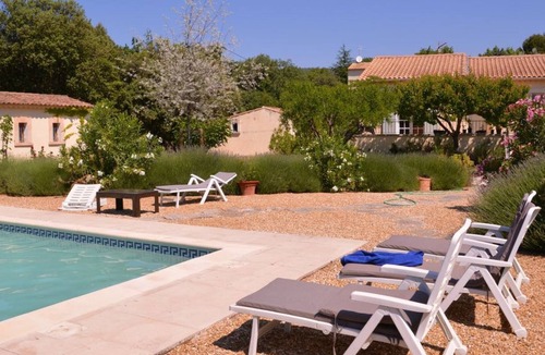 Cabrieres-d'Avignon Villa | Ideal Villa - Guaranteed exceptional moments