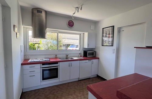 Finistere Apartment | Ideally located, this apartment has an incredible scenic seaview on the ocean