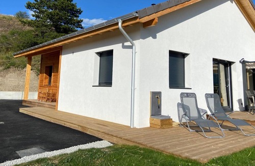 Jarjayes House | Independent chalet with exceptional panoramic views of the mountains