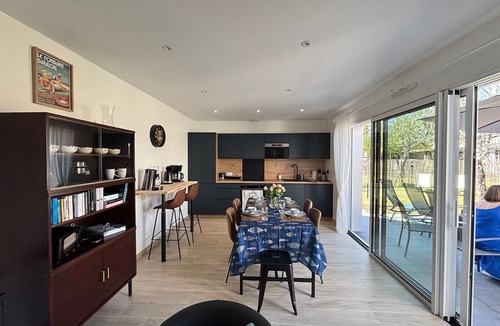 Saint-Molf Cottage | Independent cottage, pets welcome, private parking