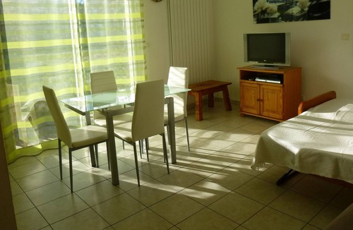 Gap Apartment | Independent studio in villa rental 2 persons Gap