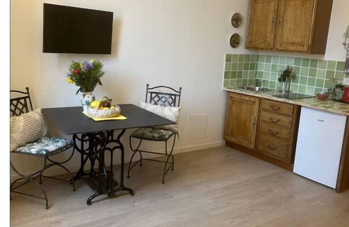 Cotignac Apartment | Jasmin Studio Cotignac village