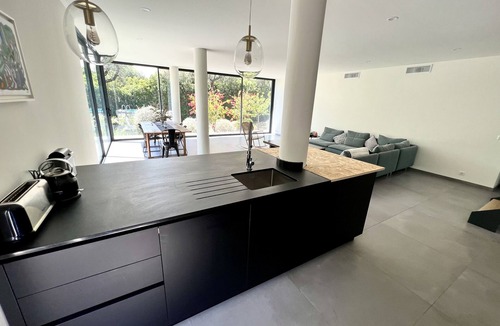 Juan-les-Pins Villa | JUAN LES PINS - INDIVIDUAL VILLA - 8 people