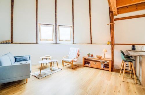 Benodet Apartment | KerAlix A cosy nest under the eaves