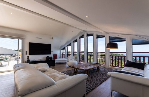 Bidart Apartment | KEYWEEK IRRIKA Duplex Apartment facing the ocean with terrace in Bidart