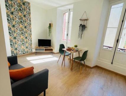 Caussade Apartment | L’échappée verte
