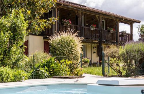 Escalans Bed & Breakfast | L'étable des amis