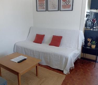 Auzances Apartment | L' étape de la Tour