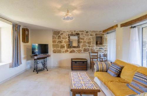 Les Assions House | L'Ancienne Estable