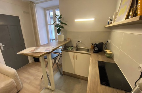 Veynes Apartment | L'Echappé Médiévale in the heart of a small Alpine town