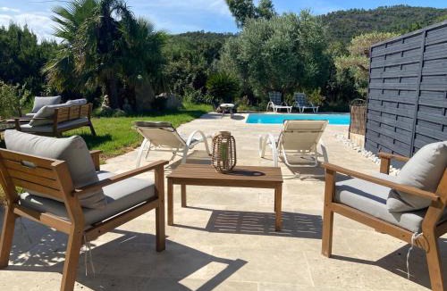 Preconil House | L'Elyvette