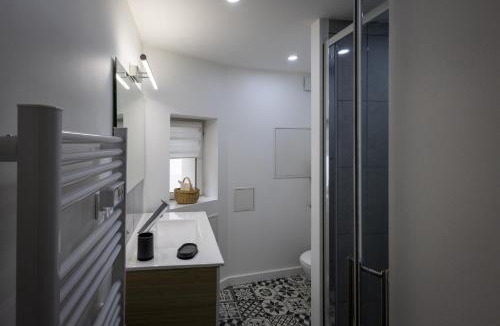 Chatel-Guyon Apartment | L'Escapade - 1 chambre - 2 pers - Terrasse