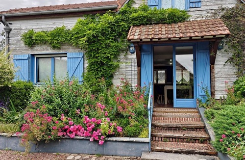 Cottenchy House | L'Escapade Picarde - 4 people - 2 bedrooms - Billiards - Near Amiens