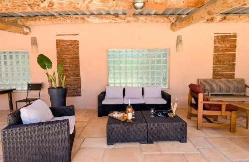Carpentras Villa | L'Escargolette - Incroyable maison de vacances 4 étoiles