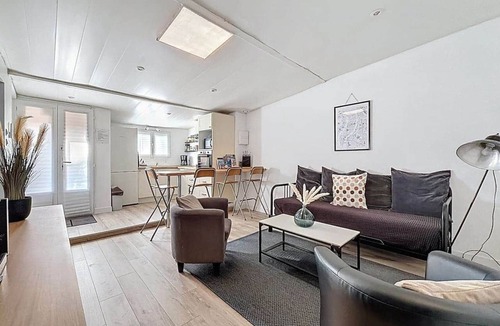 Communay Apartment | L'Espérance - T2 avec terrasse et parking privé