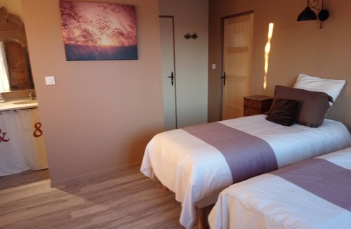 Uchaud Bed & Breakfast | L'Esperluette