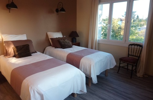 Uchaud Bed & Breakfast | L'Esperluette
