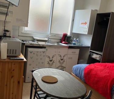 Lacaune Apartment | L’esprit libre