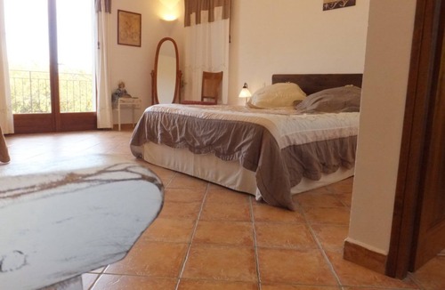 Pietra Long Salvini Bed & Breakfast | L'Hôte Antique