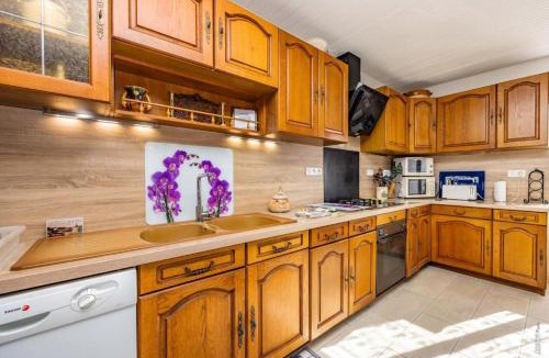 Grazac Apartment | L'instant ROSE - Escapade Champêtre