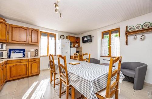 Grazac Apartment | L'instant ROSE - Escapade Champêtre