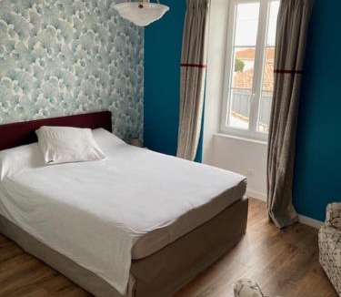 Charron Apartment | L'Olivier
