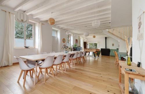 Campbon House | La Belle Impasse