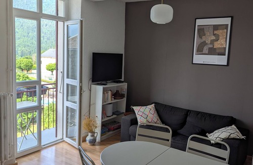 Saint-Pierre-de-Chartreuse Apartment | La Chartr’heureuse in the heart of the Park