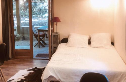 Mazamet Apartment | La Cabane