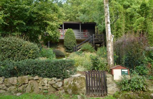 Saint-Laurent-sur-Sevre House | La Cabane du Commandeur