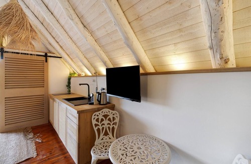 Payzac Cabin | La Cabane Java – Romantic getaway in nature with private spa, terrace, and activities
