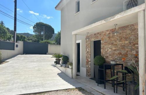 Gemenos Bed & Breakfast | La Chambre de Mijeane