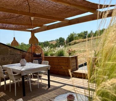 Brive-la-Gaillarde House | La Chambrote - Maison, spa privatif & clim