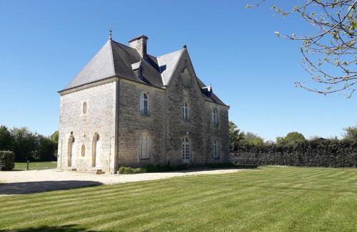 Saint-Gaudent House | La charmille