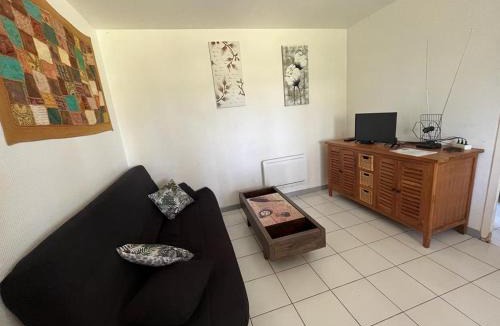 Saint-Chamarand House | La Colline aux Chalets, Jaccuzi, Sauna